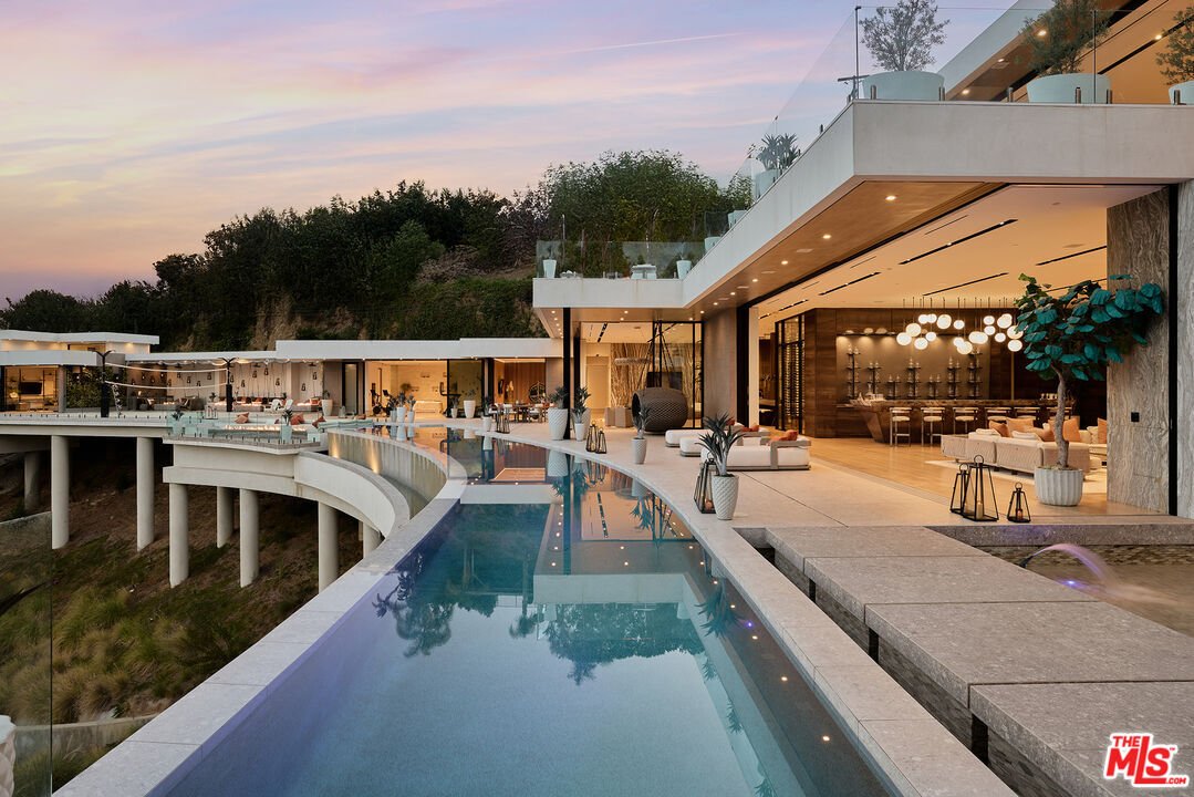 House in Los Angeles, California, United States 1 - 18024075