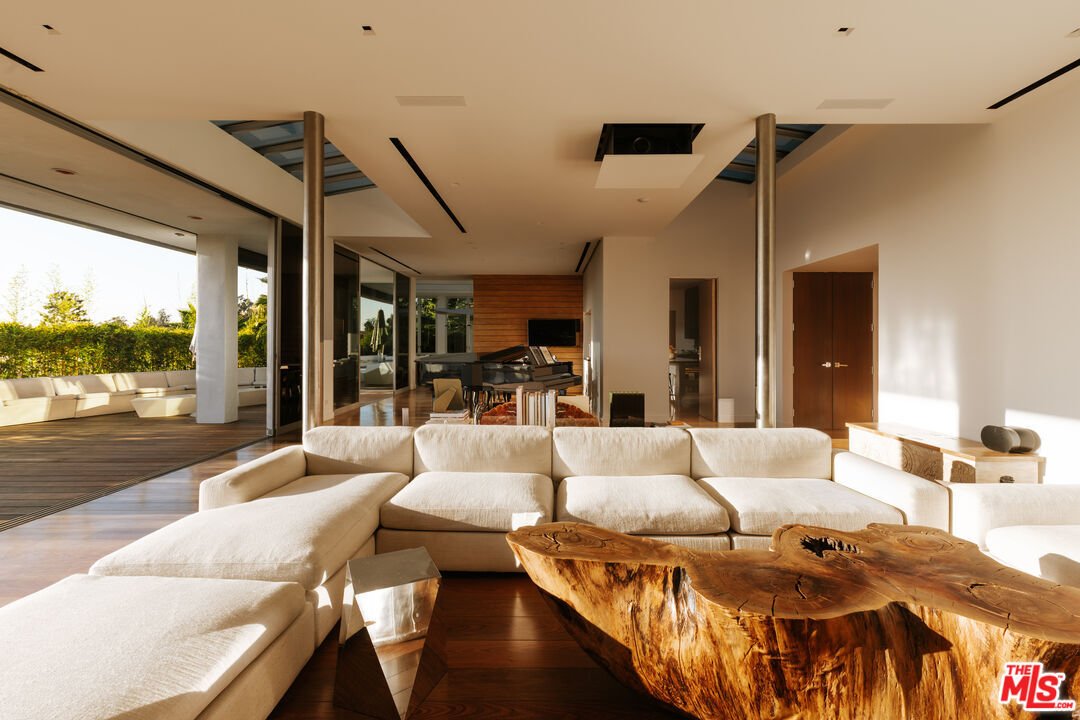 House in Los Angeles, California, United States 5 - 18679368