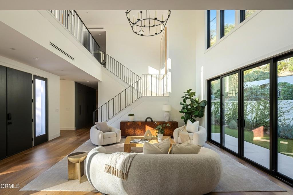 House in Altadena, California, United States 3 - 18679360