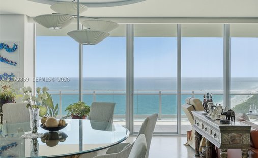 Condo in Bal Harbour, Florida, United States 1