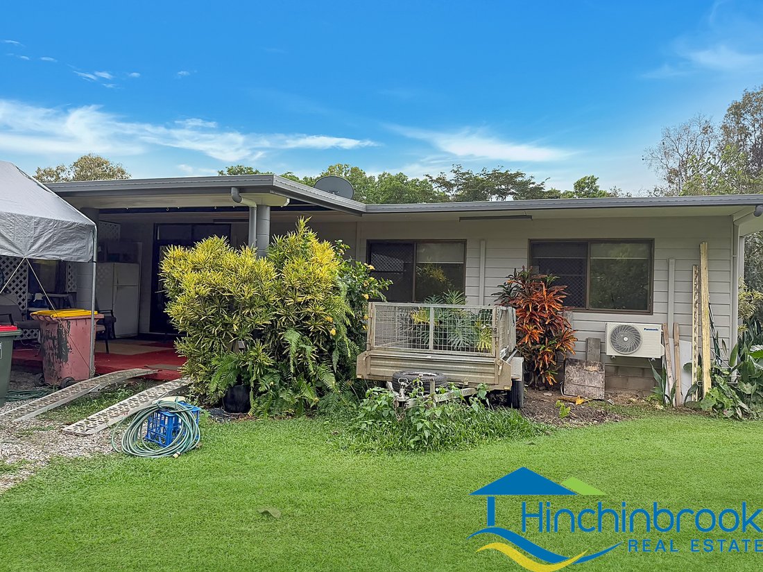 House in Cardwell, Queensland, Australia 2 - 18679436