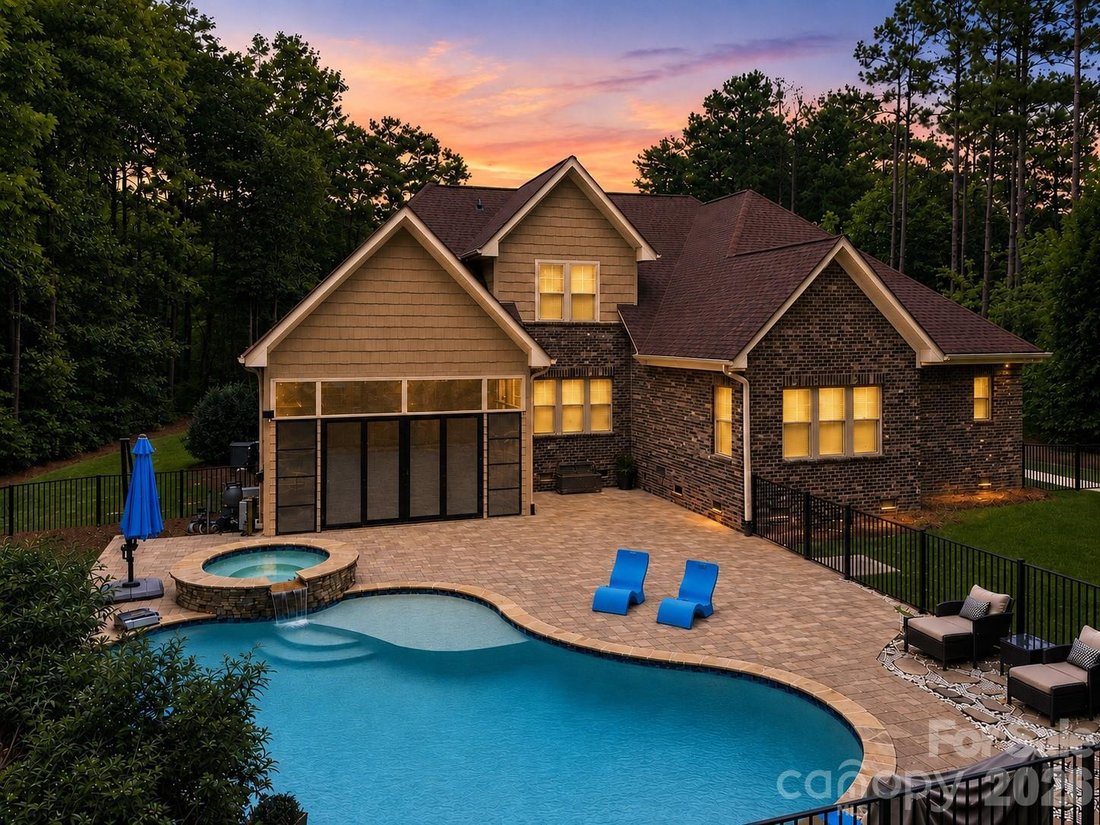 House in Denver, North Carolina, United States 1 - 18679348
