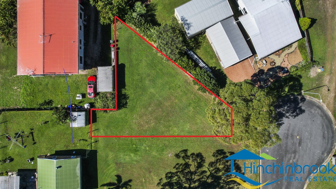 House in Cardwell, Queensland, Australia 3 - 18679445