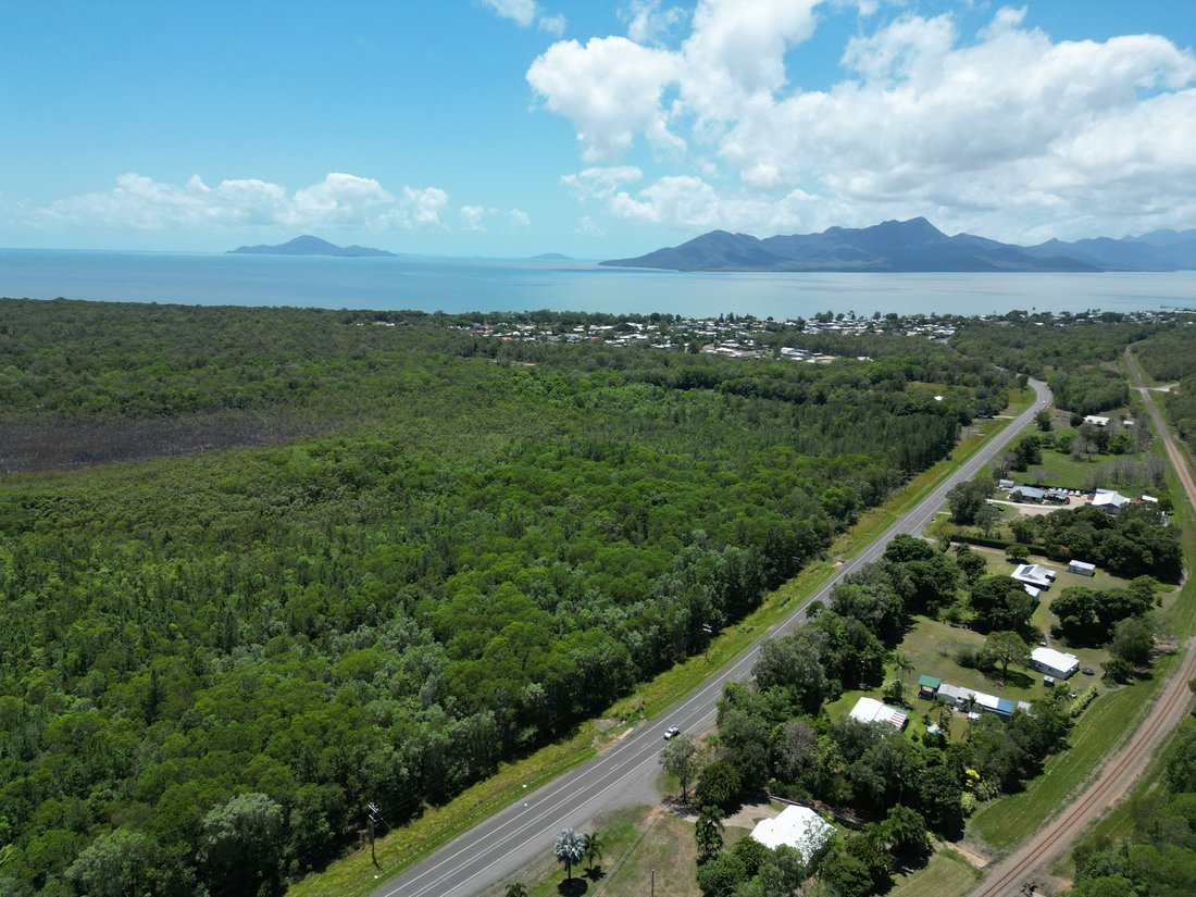 House in Cardwell, Queensland, Australia 2 - 18679447