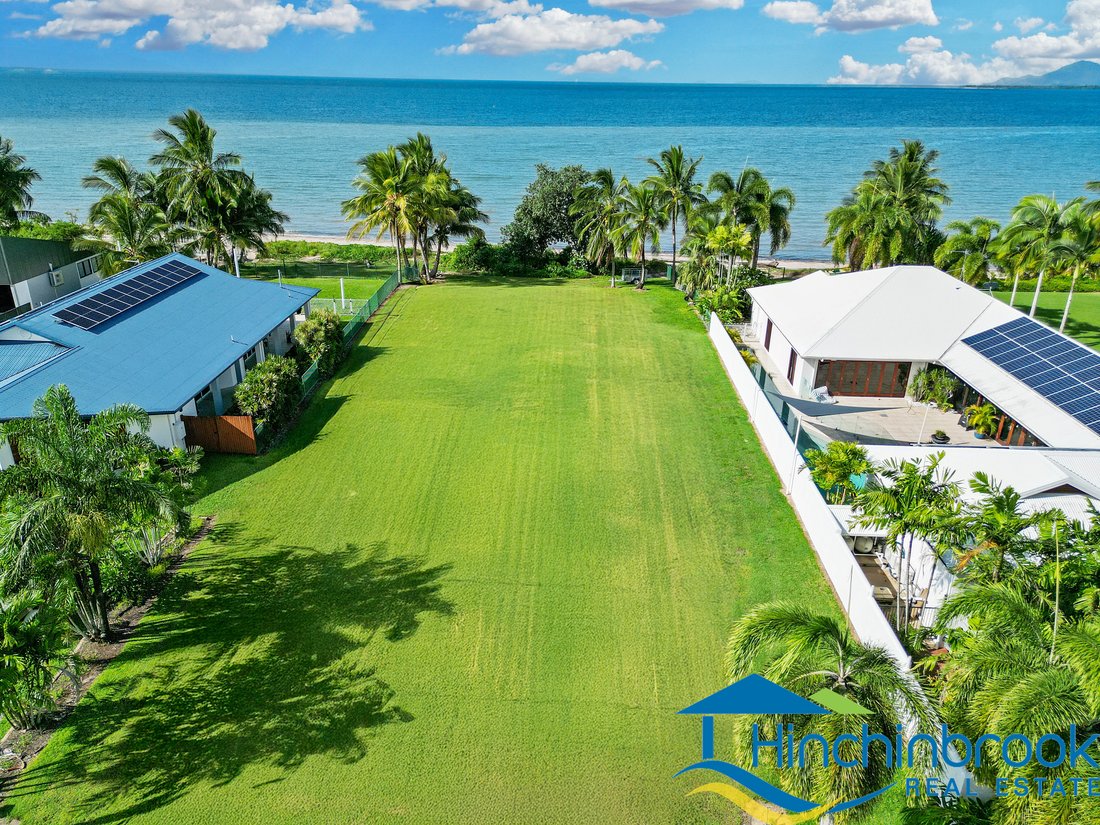 House in Cardwell, Queensland, Australia 2 - 18679387