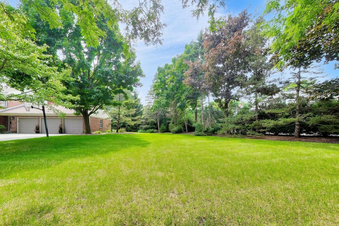 House in Lake Bluff, Illinois, United States 3 - 18679316