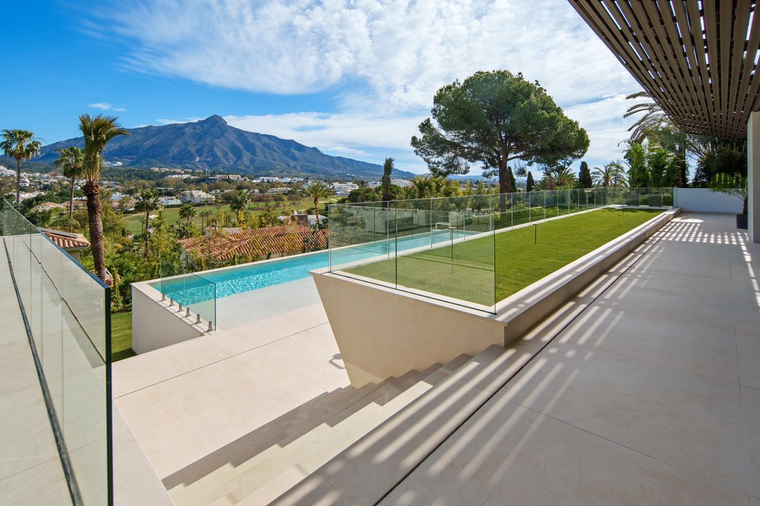 Villa in Nueva Andalucia, Marbella, Spain 1 - 18679393