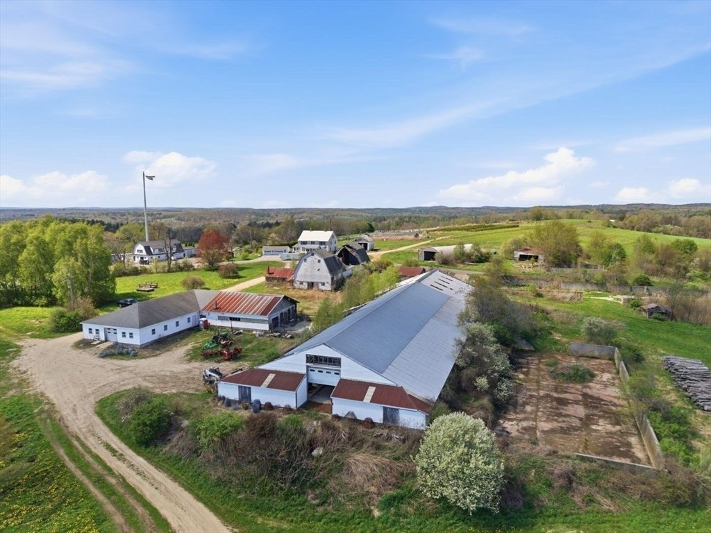 Farm Ranch in Charlton, Massachusetts, United States 4 - 18679324