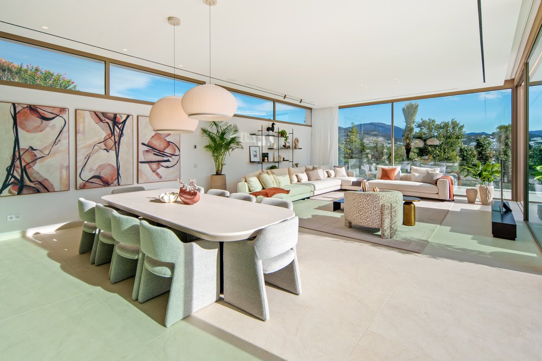 Villa in Nueva Andalucia, Marbella, Spain 2 - 18679393