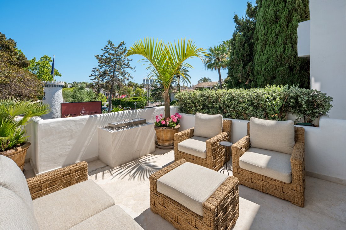 Villa in Sierra Blanca, Marbella, Spain 5 - 18679391