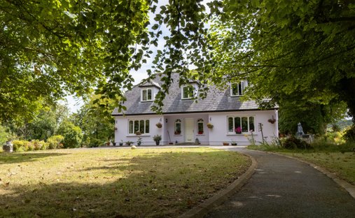 Country House in Ballinagreeve, County Galway, Ireland 1
