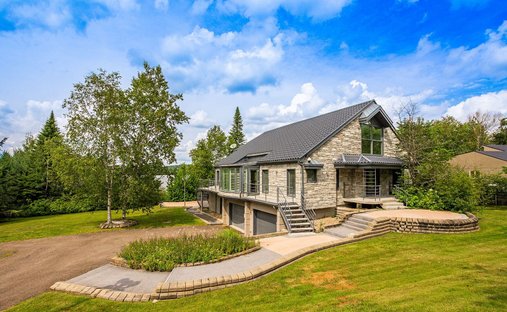 Haus in Sainte-Agathe-des-Monts, Québec, Kanada 1