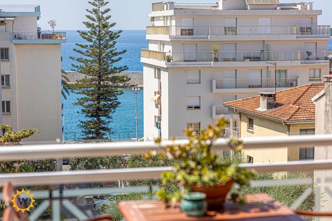 Apartment in Le Port, Nice, France 1 - 18679412