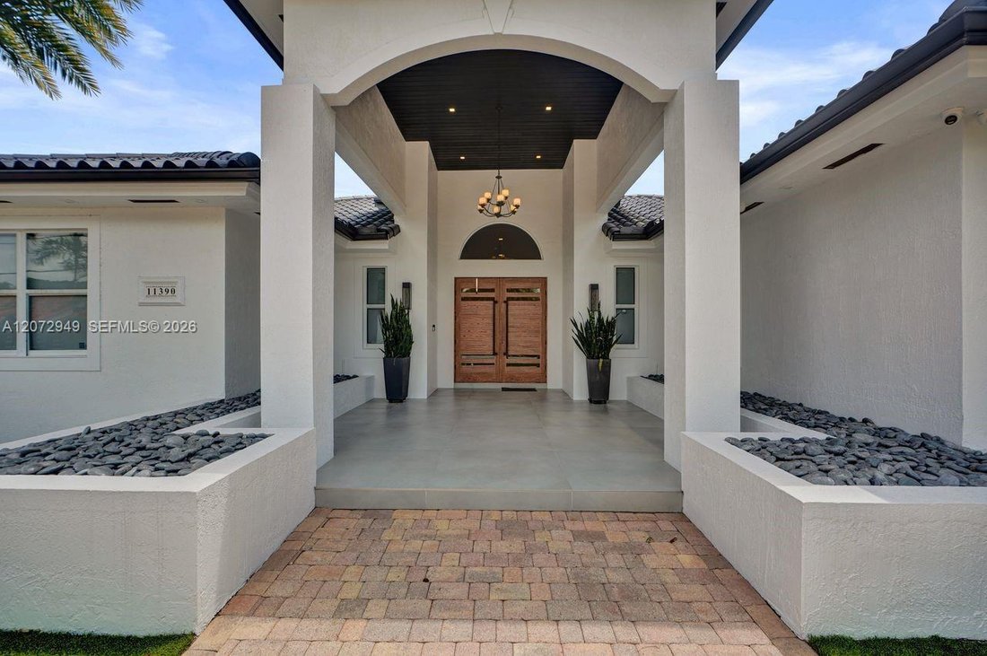House in Miami, Florida, United States 5 - 18679403