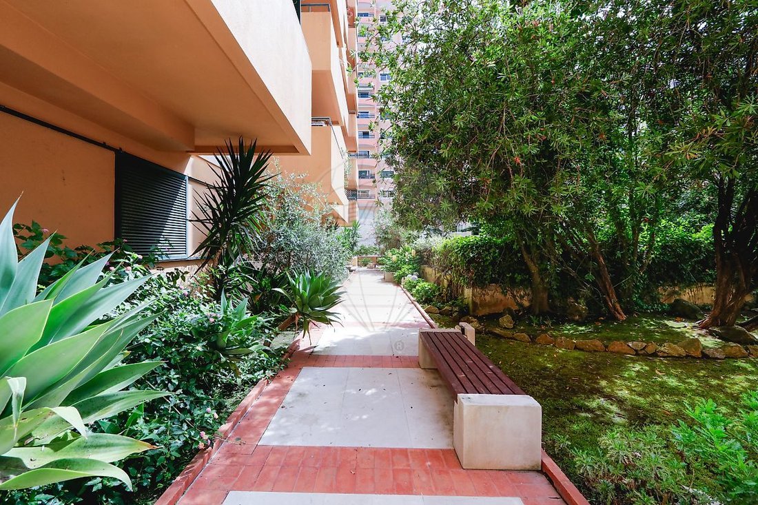 Apartment in Cascais e Estoril, Lisbon, Portugal 3 - 18679605