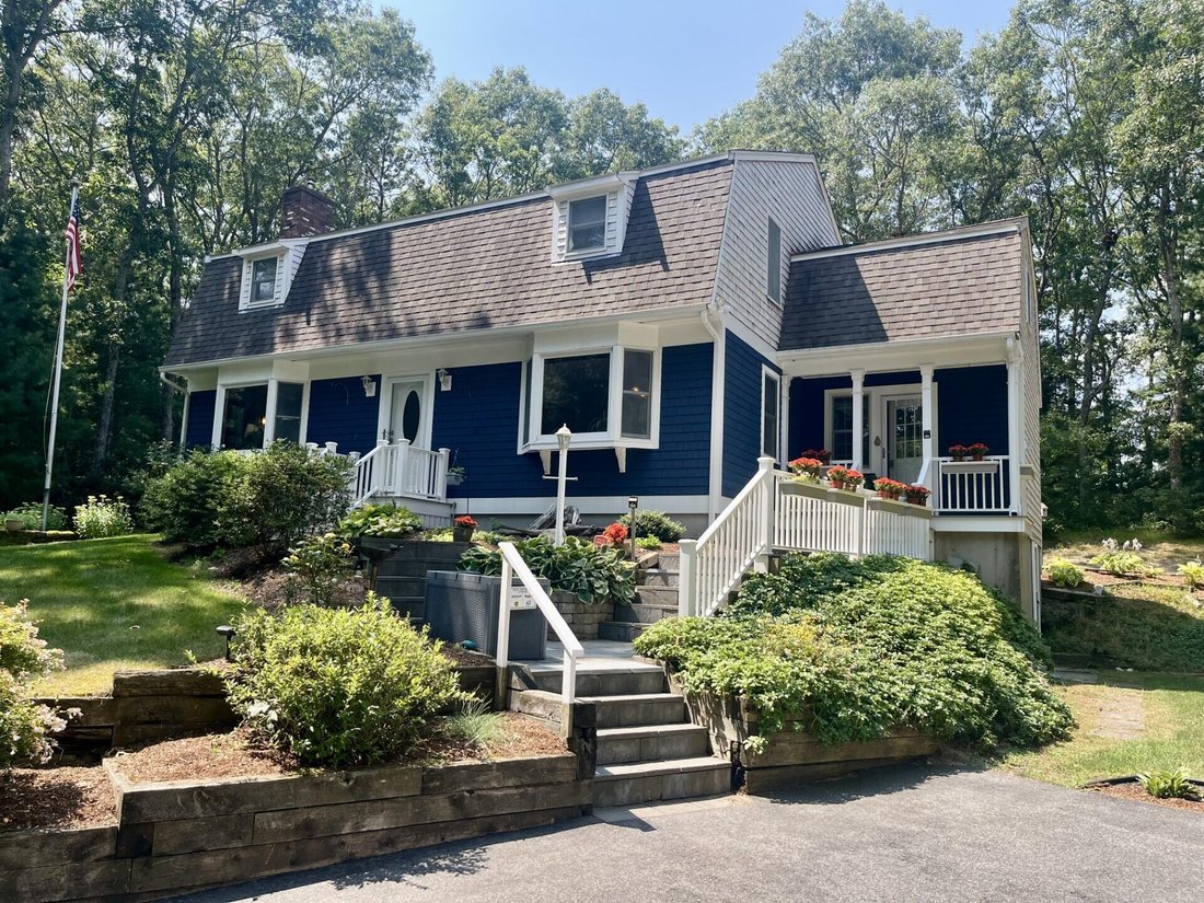 House in Bourne, Massachusetts, United States 1 - 18679544