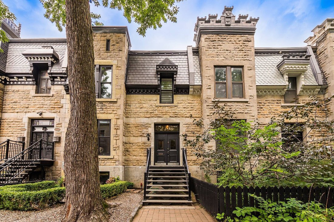 House in Montreal, Quebec, Canada 1 - 18679548