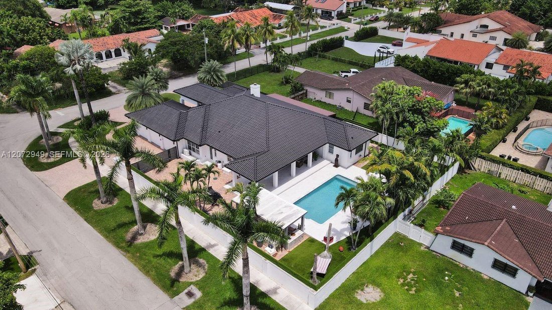 House in Miami, Florida, United States 2 - 18679403
