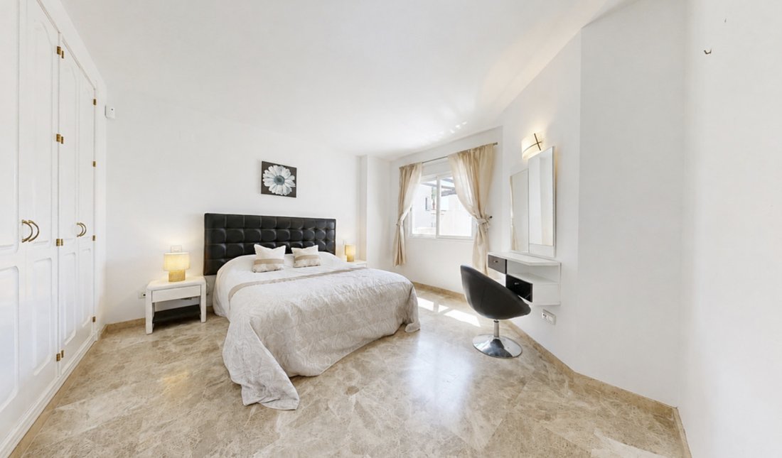 Penthouse in Nueva Andalucia, Marbella, Spain 5 - 18679505