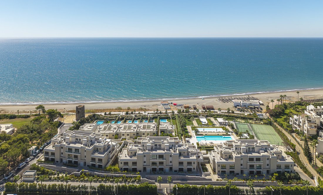 Apartment in Estepona, Andalusia, Spain 1 - 18679404