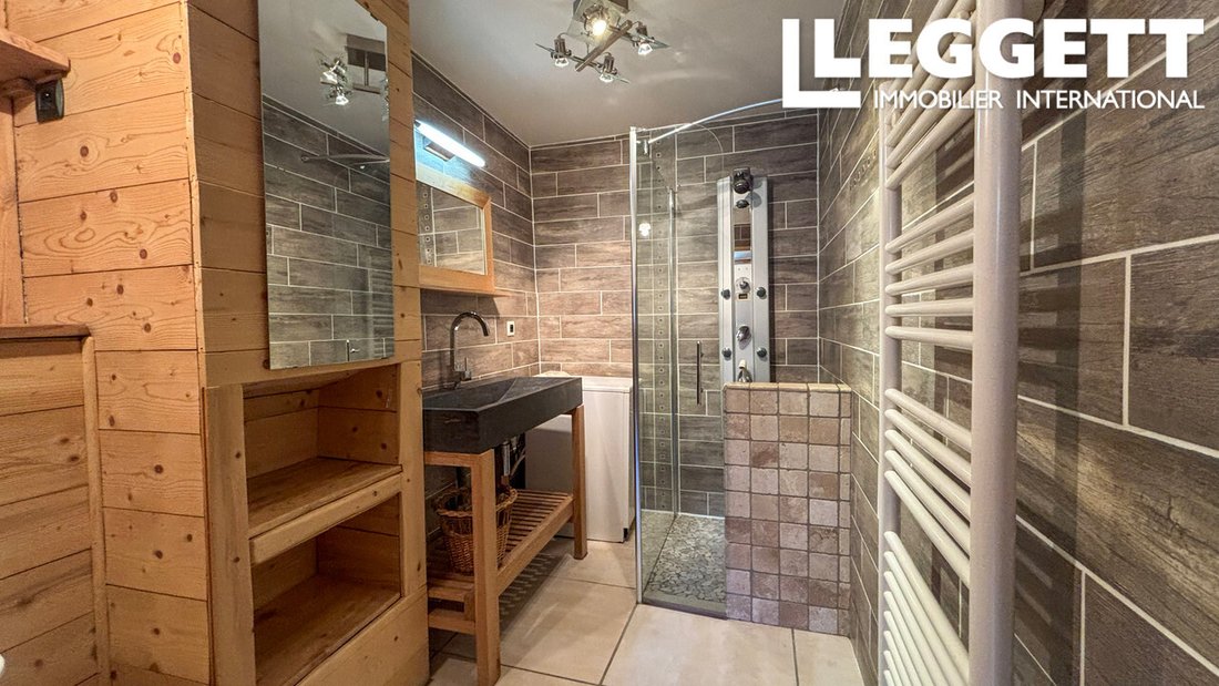 Chalet in Peisey-Nancroix, Auvergne-Rhône-Alpes, France 4 - 17564185