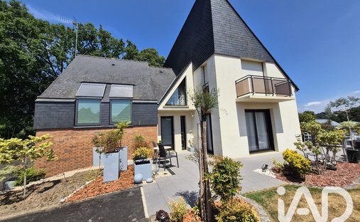 House in Montaubert-Urbanistes, Fougères, France 1