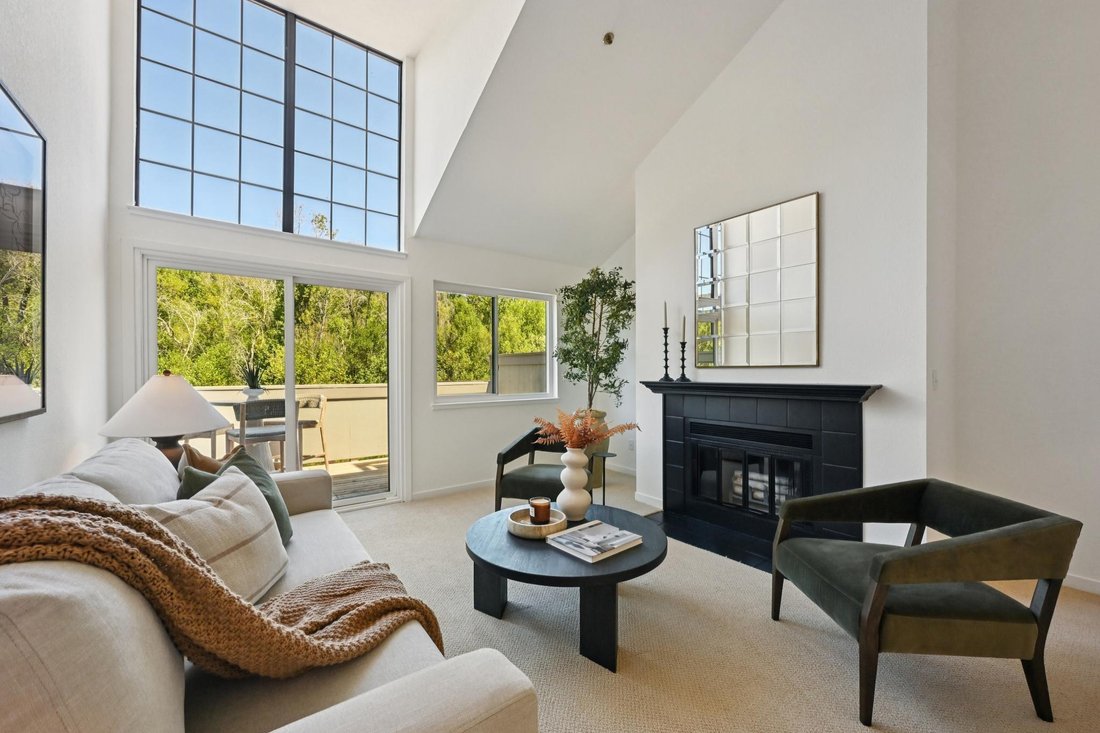 Condo in Novato, California, United States 2 - 18679543