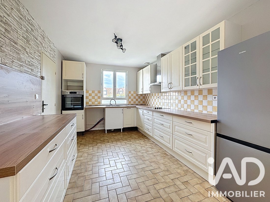 House in Pringy, Ile-de-France, France 5 - 18680432