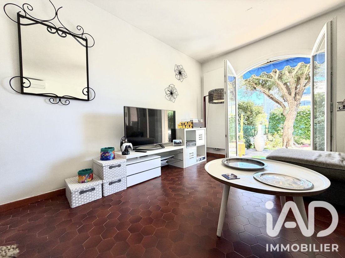 House in Esperes, Villeneuve-Loubet, France 5 - 18680277