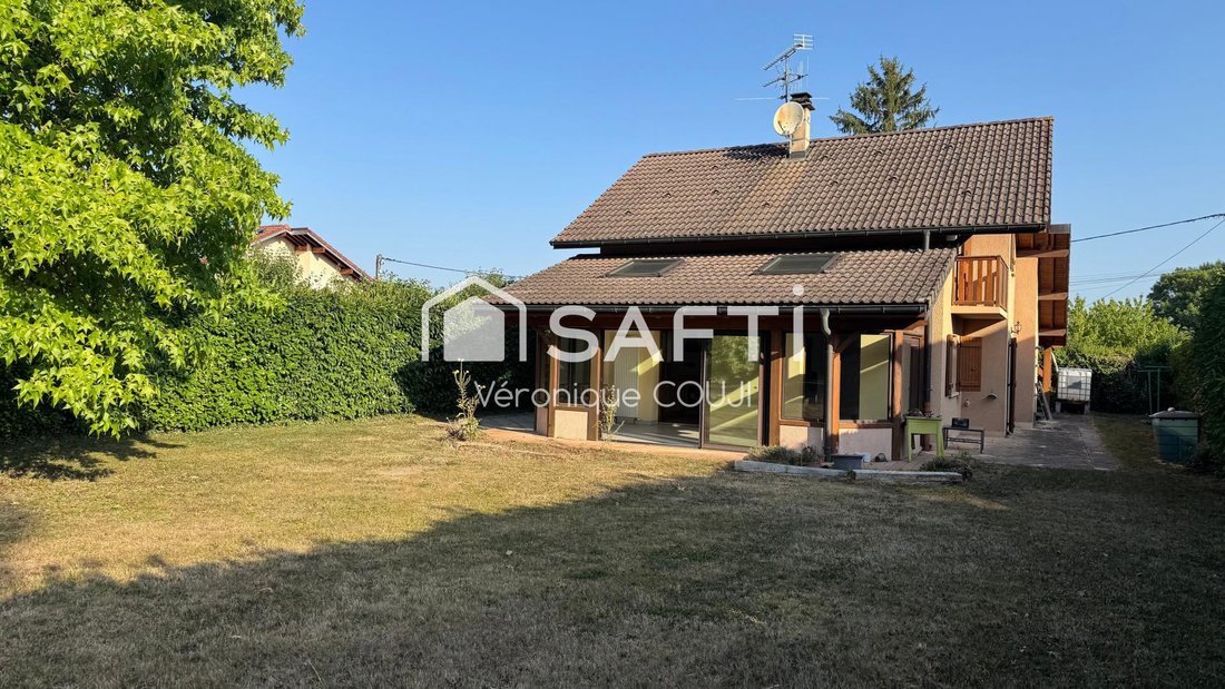 House in Sciez, Auvergne-Rhône-Alpes, France 1 - 16799726