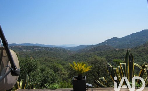 House in Les Adrets-de-l'Estérel, Provence-Alpes-Côte d'Azur, France 1