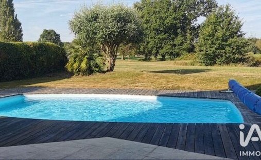 House in Nord, Bruz, France 1