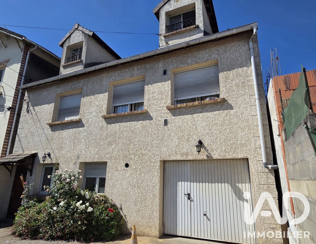 House in Nord, Palaiseau, France 1 - 18680216