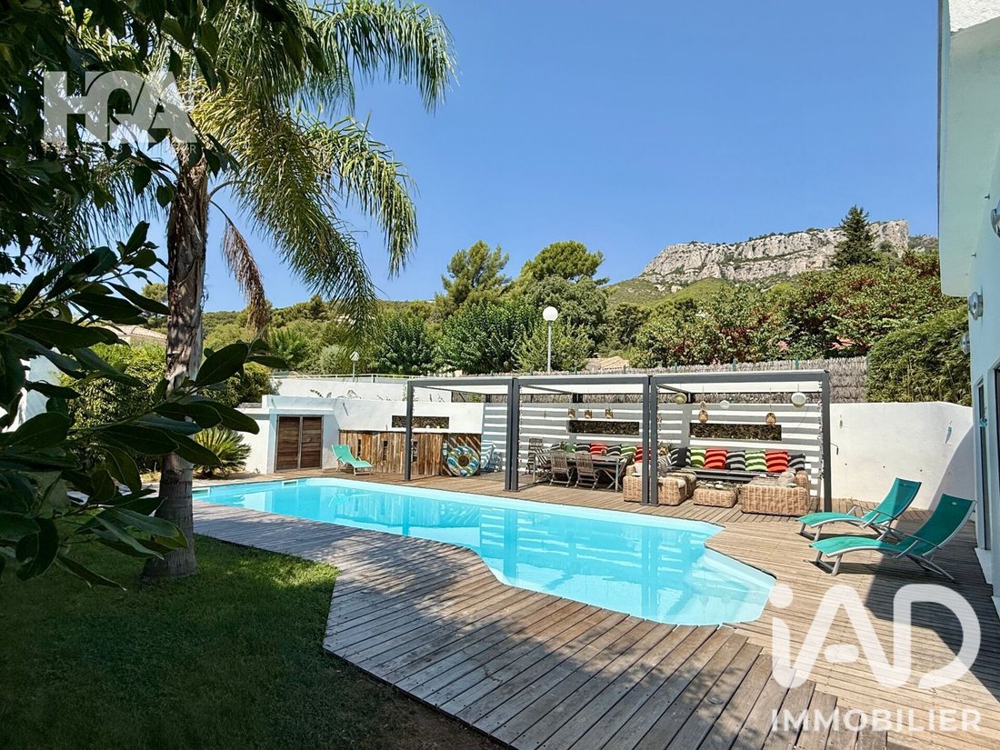 House in Notre Dame des Routes, Toulon, France 1 - 18680386
