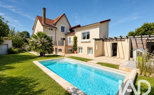 Maison à Parmentier, Sainte-Geneviève-des-Bois, France 1