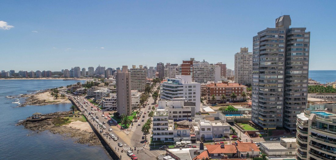 Apartment in Punta del Este, Maldonado Department, Uruguay 3 - 18679923