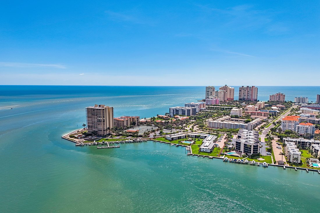 Condo in Marco Island, Florida, United States 3 - 18679830