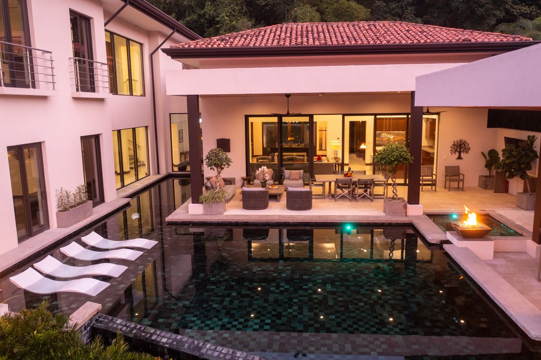 House in Playa Herradura, Puntarenas Province, Costa Rica 1 - 18679909