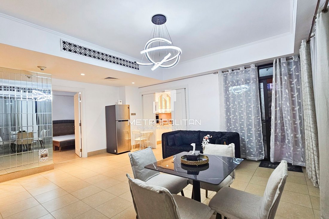 Apartment in Dubai, United Arab Emirates 2 - 18616273