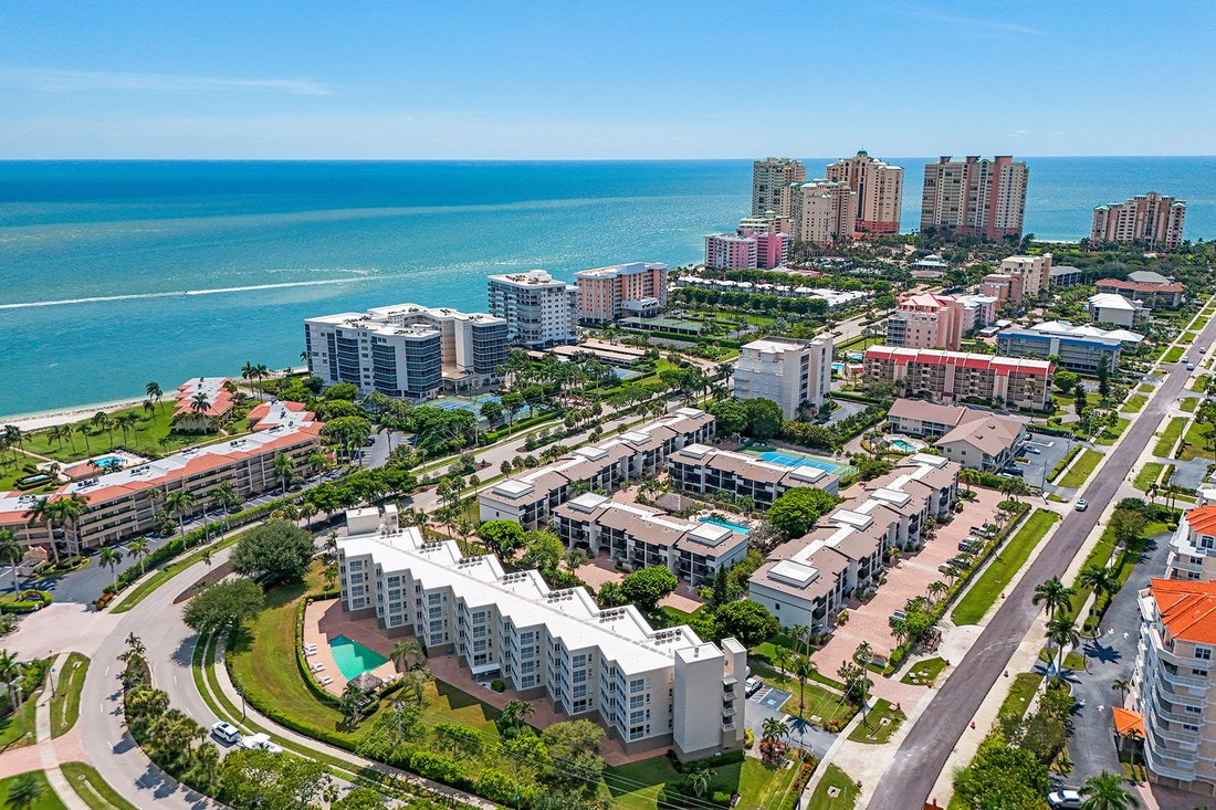 Condo in Marco Island, Florida, United States 5 - 18679830
