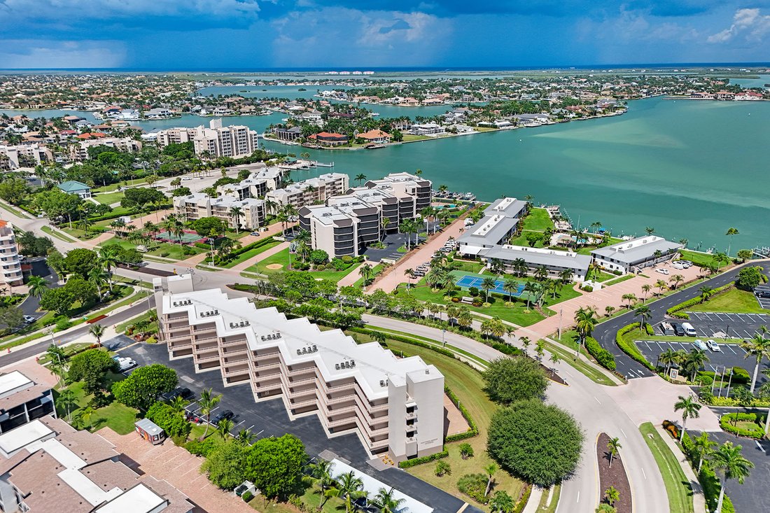 Condo in Marco Island, Florida, United States 4 - 18679830