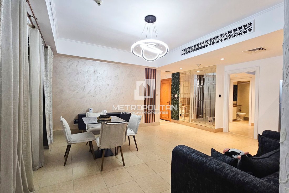 Apartment in Dubai, United Arab Emirates 5 - 18616273