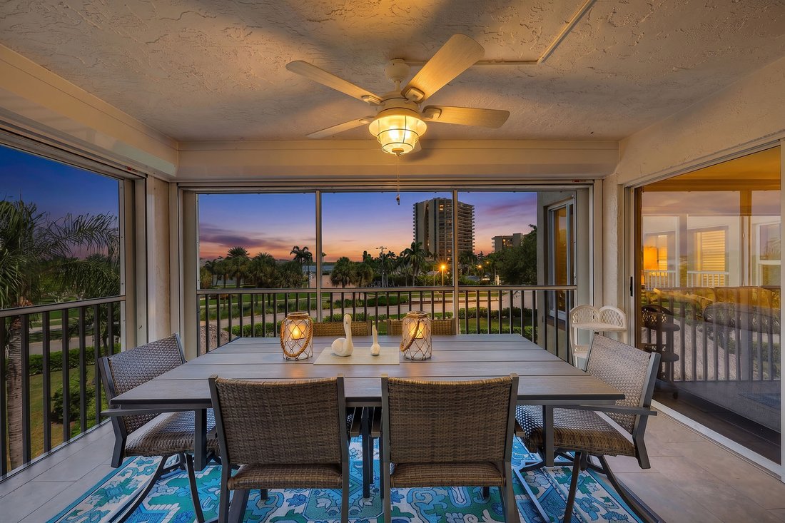 Condo in Marco Island, Florida, United States 1 - 18679830