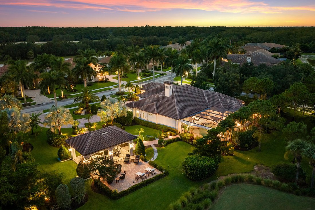 House in Naples, Florida, United States 3 - 18679831