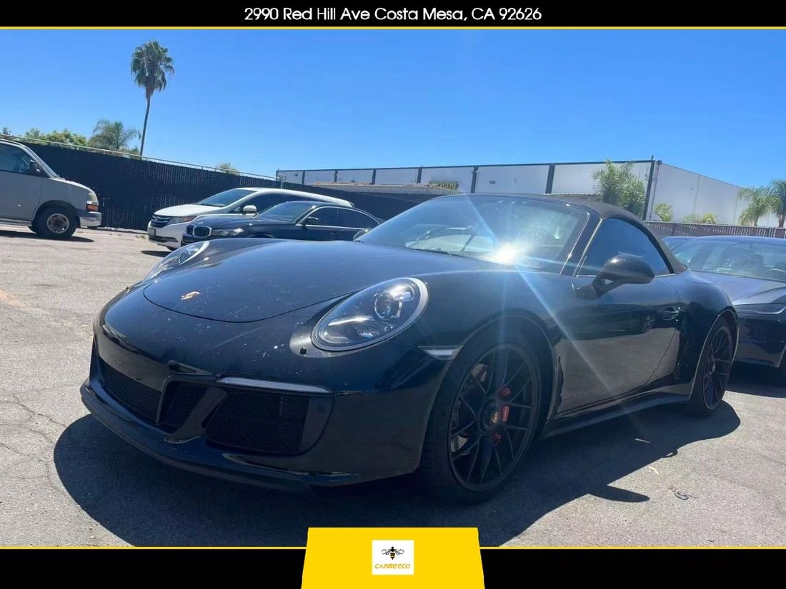 Cabriolet in Costa Mesa, CA, United States 1 - 18679658