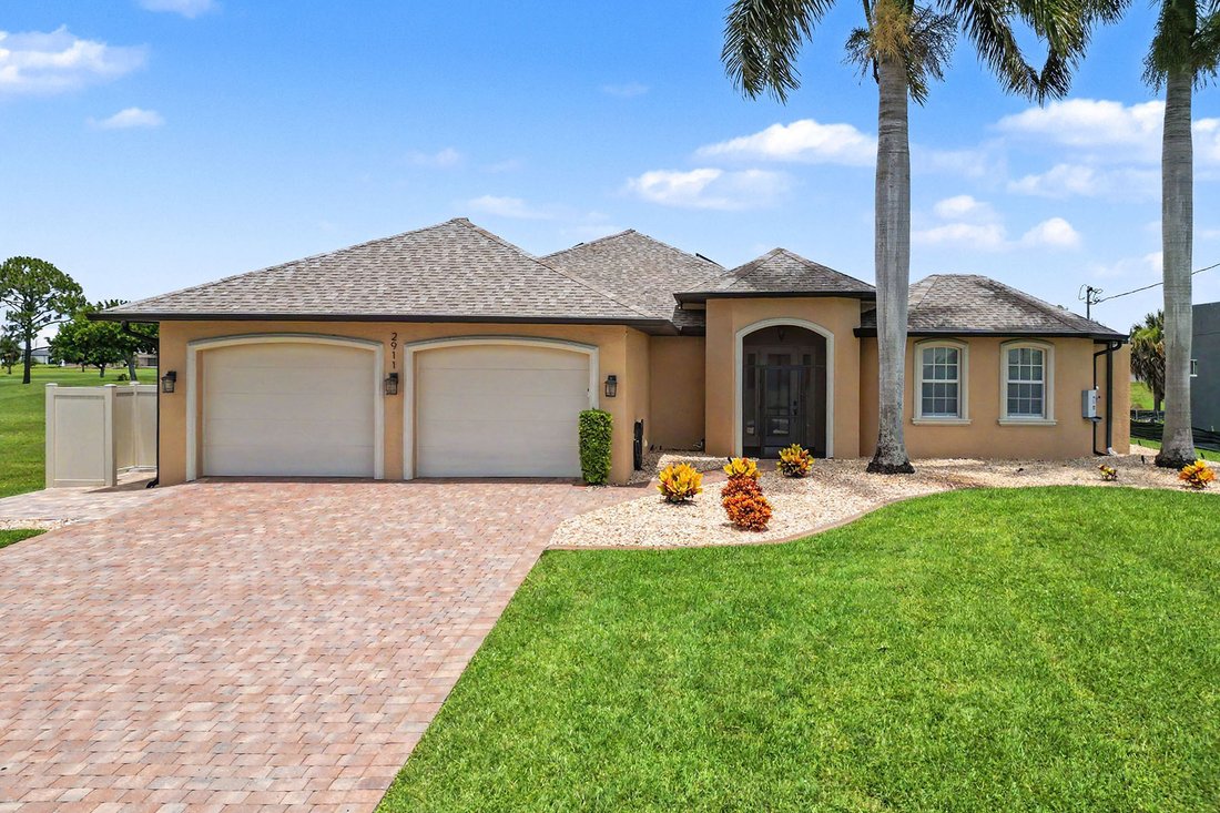 House in Cape Coral, Florida, United States 2 - 18679834