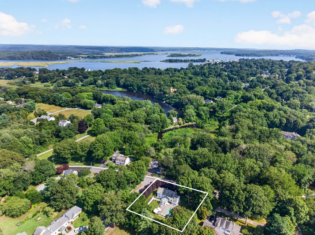 House in Essex, Connecticut, United States 3 - 18679925