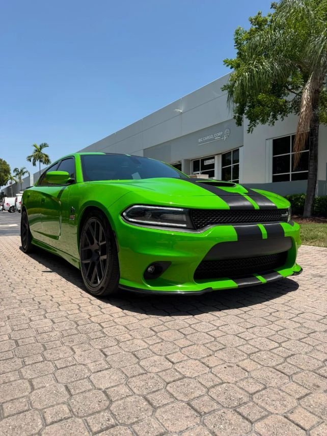Sedan in Miami, FL, United States 1 - 18679619