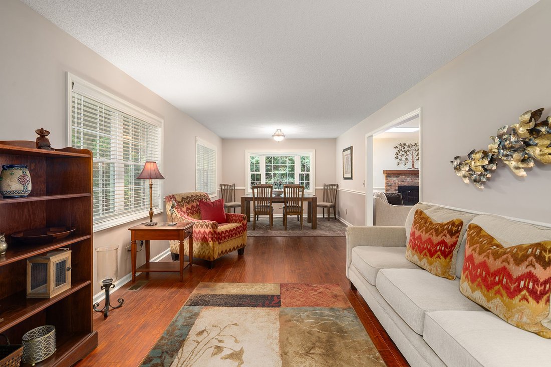 House in Hendersonville, North Carolina, United States 5 - 18679836