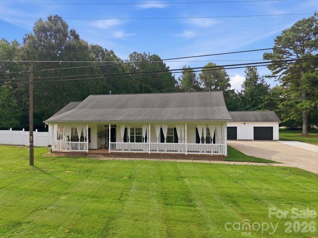 House in Charlotte, North Carolina, United States 3 - 18679958